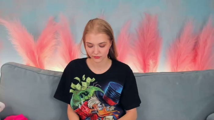 chloe-lins