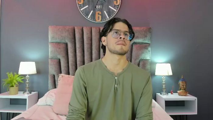 derek-hussain