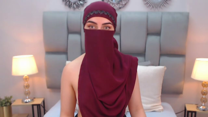 aliah-manzur