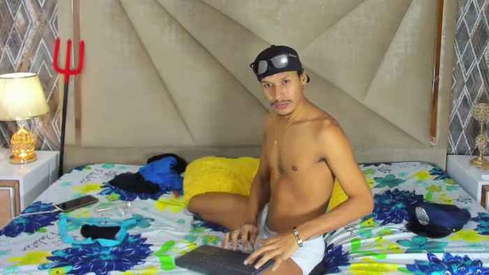 stiven-browm