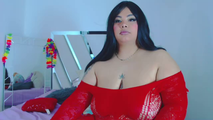 stefany-hernandez