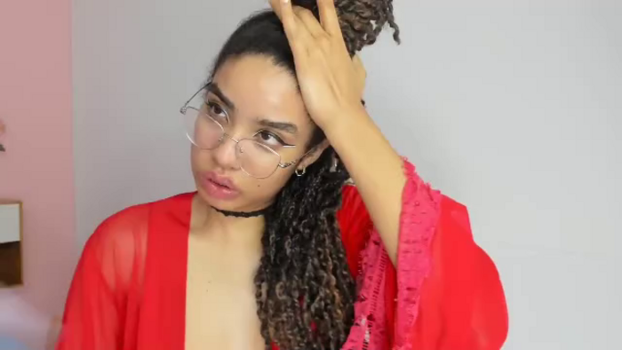 tessa-thomp