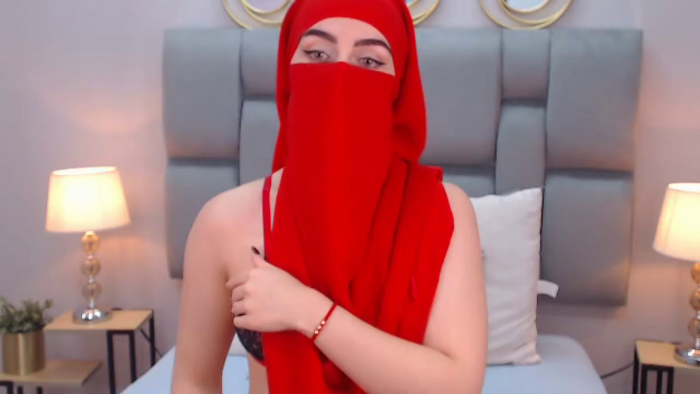 aliah-manzur