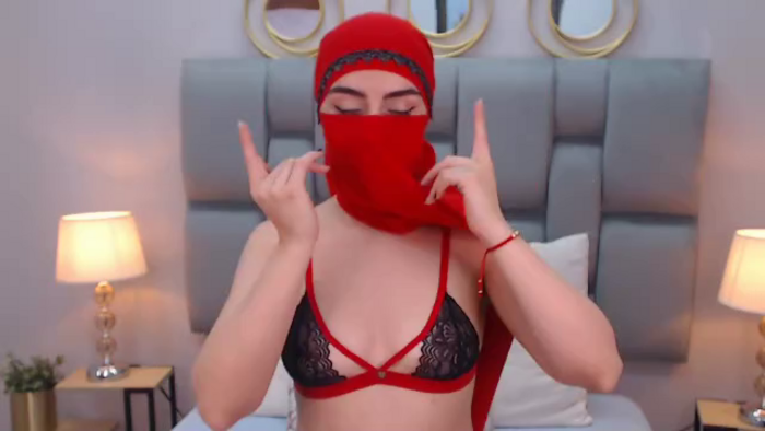 aliah-manzur