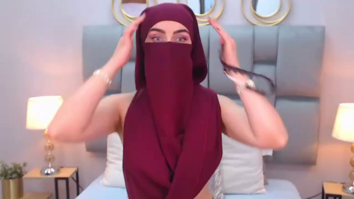 aliah-manzur