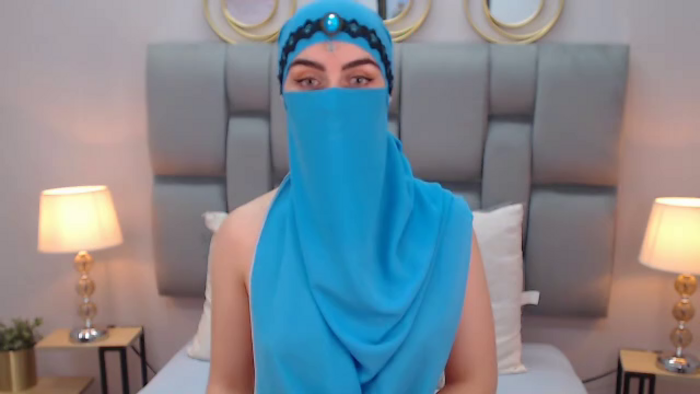 aliah-manzur