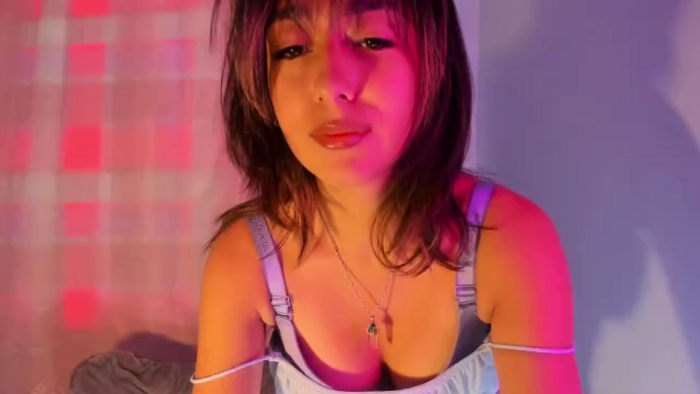 scarlet-sams