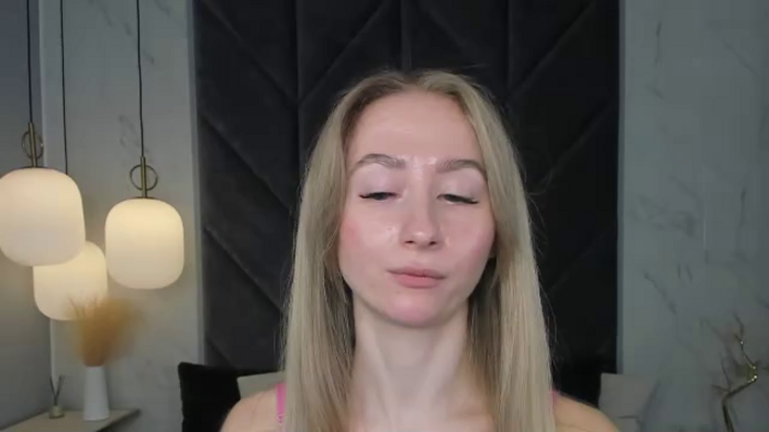victoria-riddle