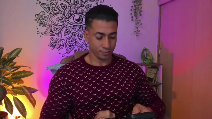 aaron-strong