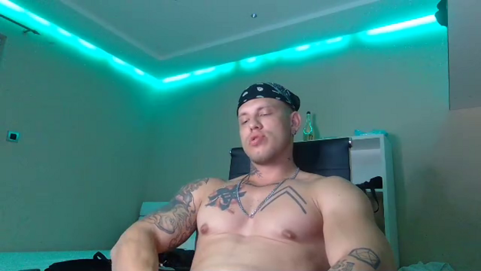 richie-grey