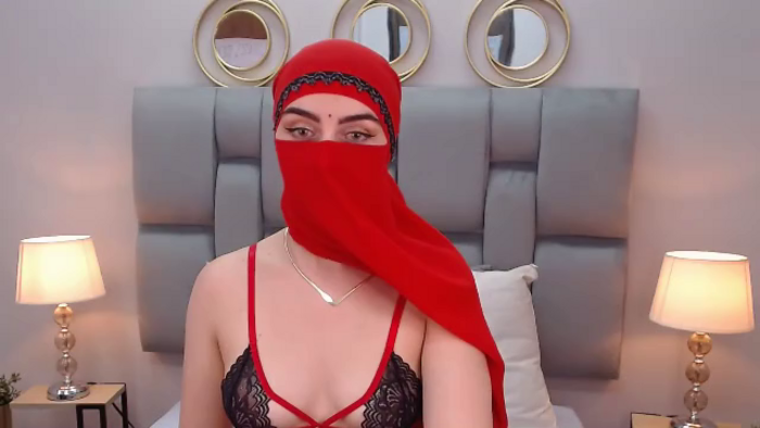 aliah-manzur