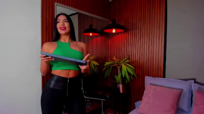 samanthaa-fox