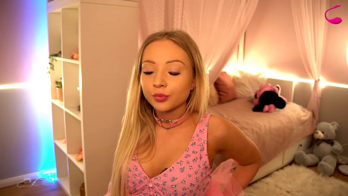 Blondebbygirl