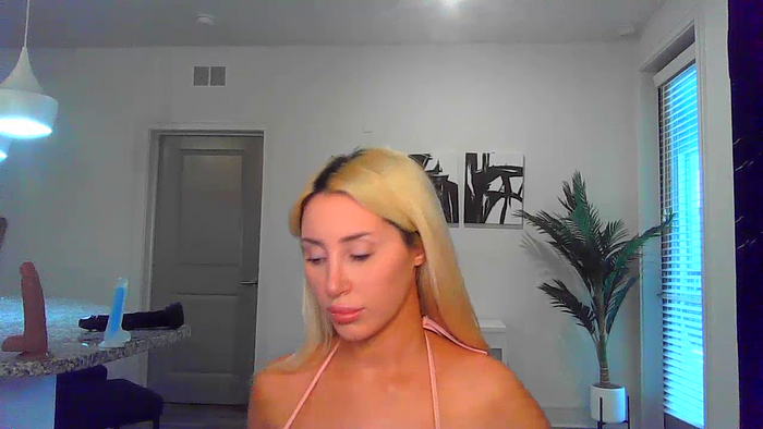 Carollyne_