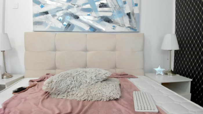 ArianaCross