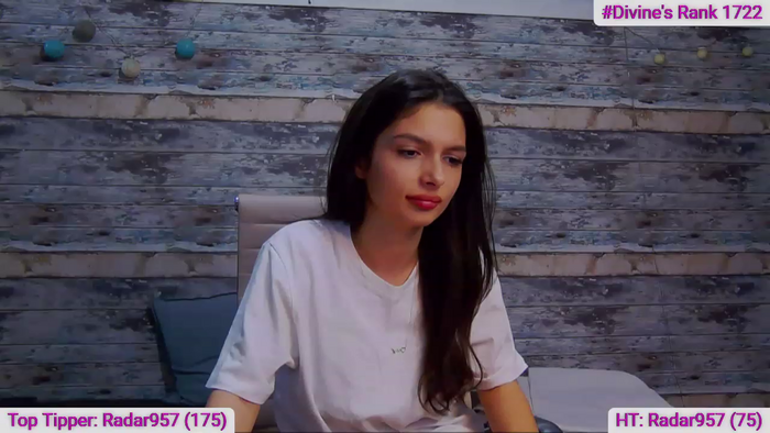 NicoleDivine