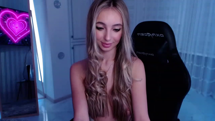 AngelLove__