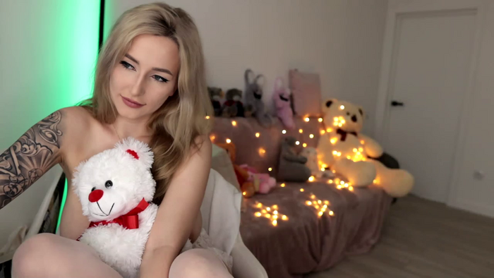 Happy_Yulia