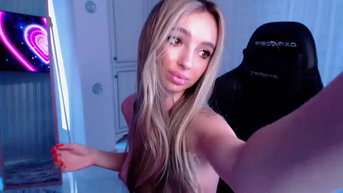 AngelLove__