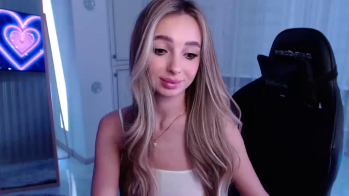 AngelLove__