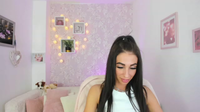 Adria_Rae18