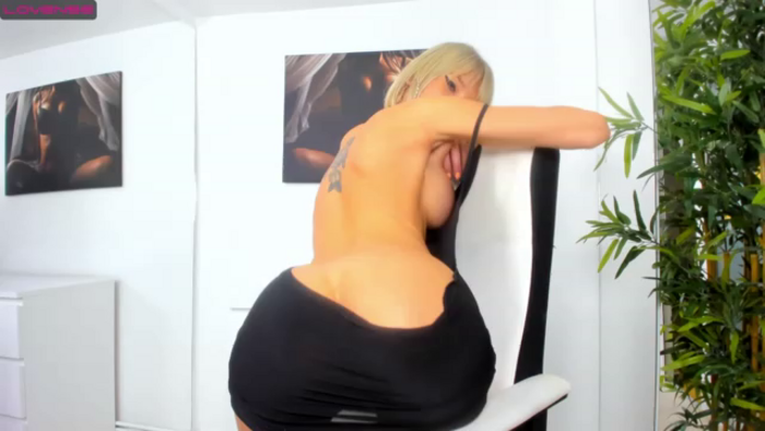 Jelisse_J