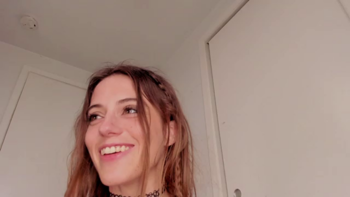 NaomiDee