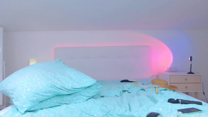 Sarah_Pink