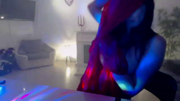 PoppyNaked