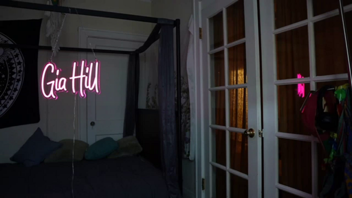 Gia_Hill