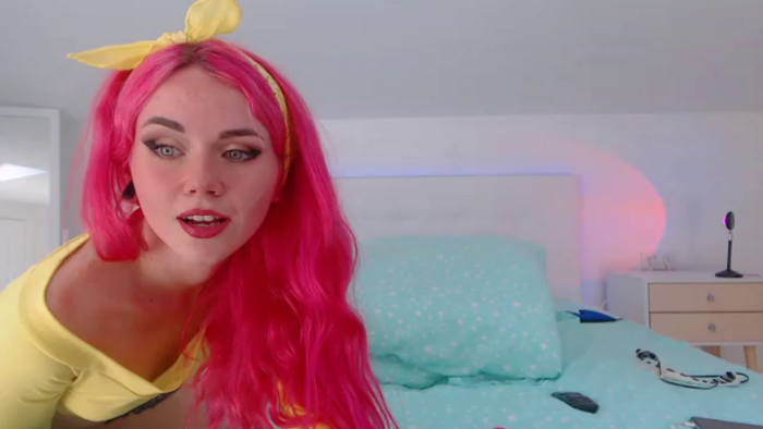 Sarah_Pink