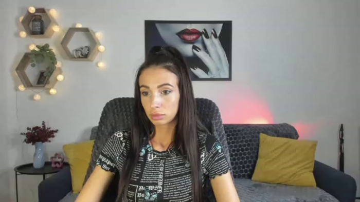 Adria_Rae18