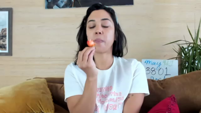 kissinghigh