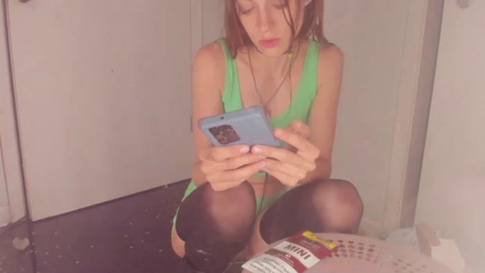 NaomiDee