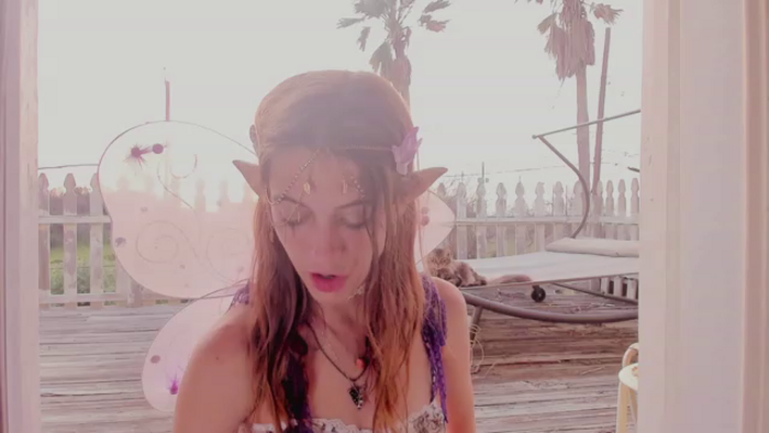 NaomiDee