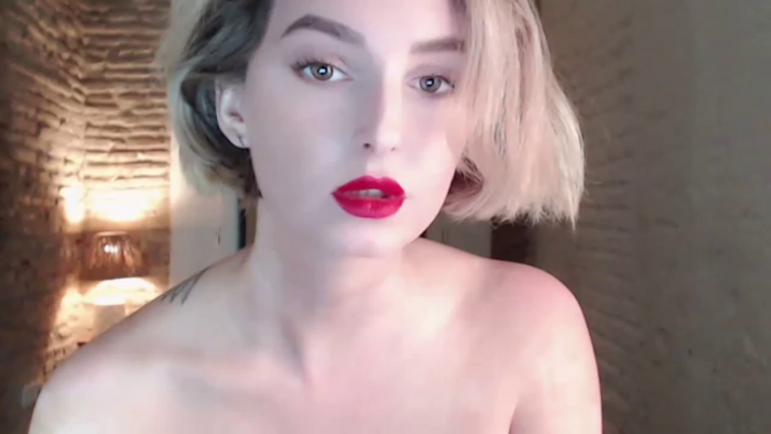Red_Lips_Girl