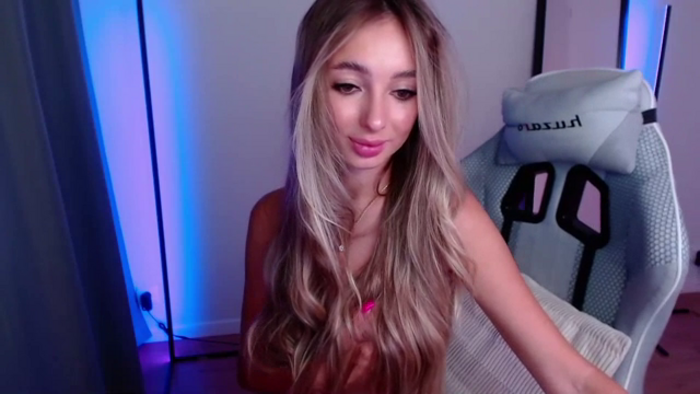 AngelLove__