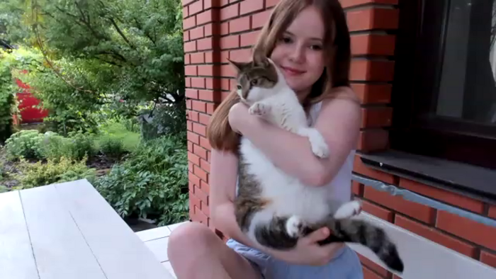 Lana_Kitty20