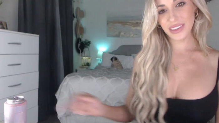 Queen_bambii