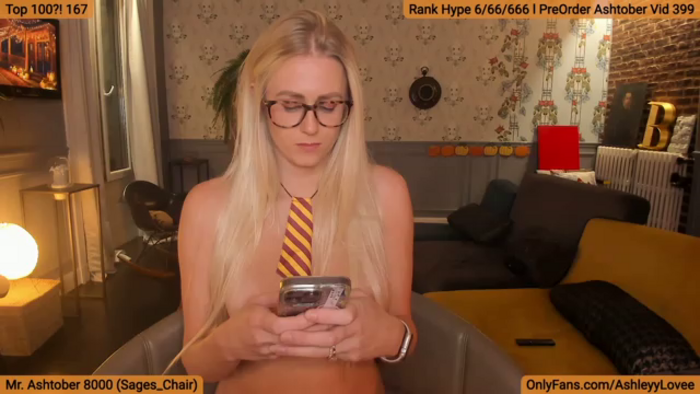 AshleyyLovee