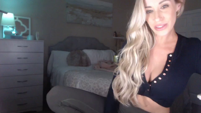 Queen_bambii