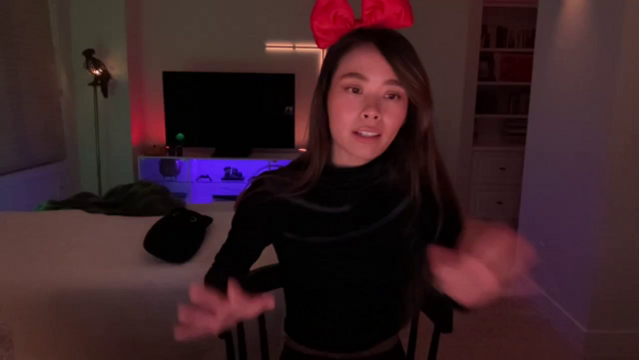 Violet_Bau