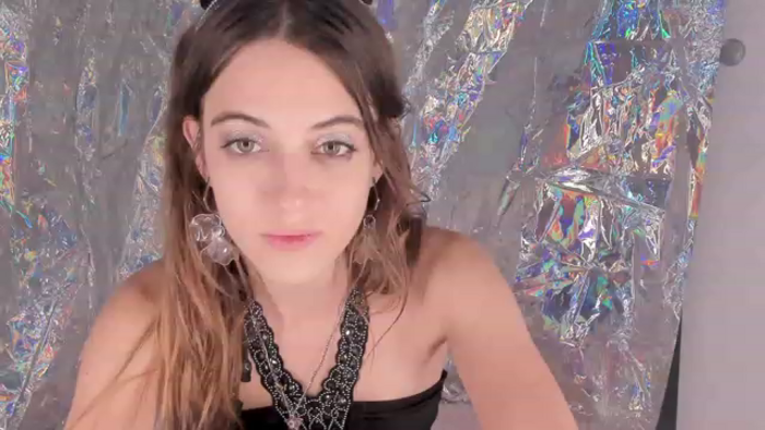 NaomiDee