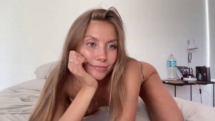 JasSurfGirl