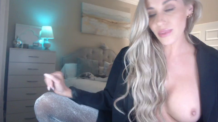 Queen_bambii