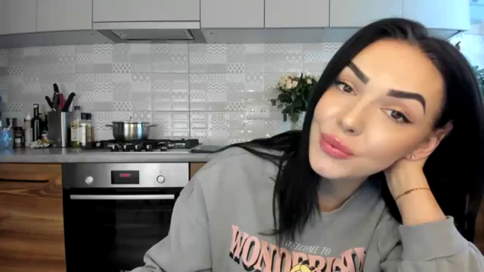 MissNelly_