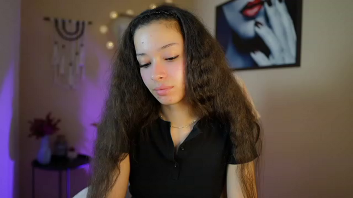 Abbie_Maley18