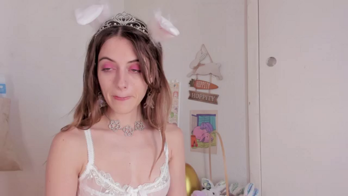 NaomiDee