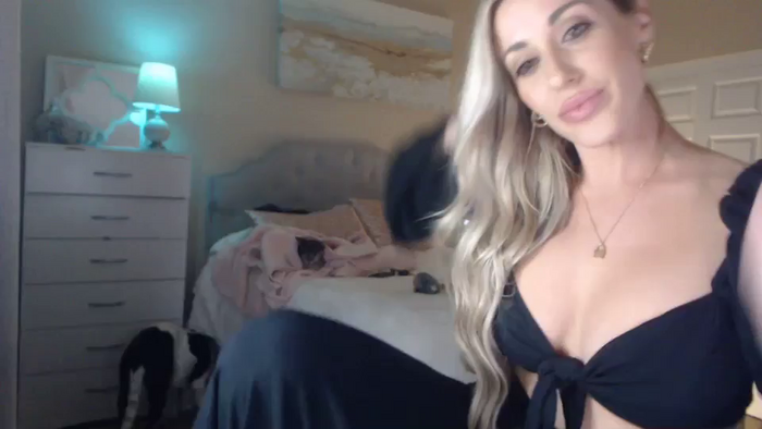 Queen_bambii