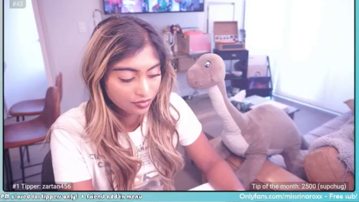 Missrinaroxx
